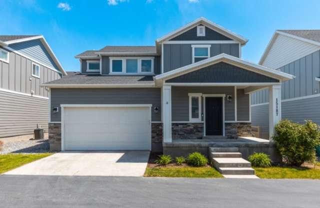 Photo of Modern 3-Bed Home with Finished Basement