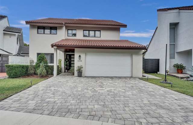 3638 SW 57th Ave