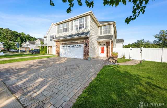 41 Tall Oaks Court