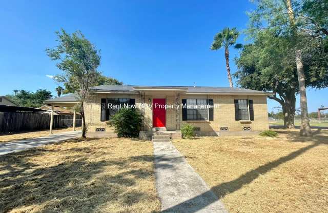 1400 Vine Ave