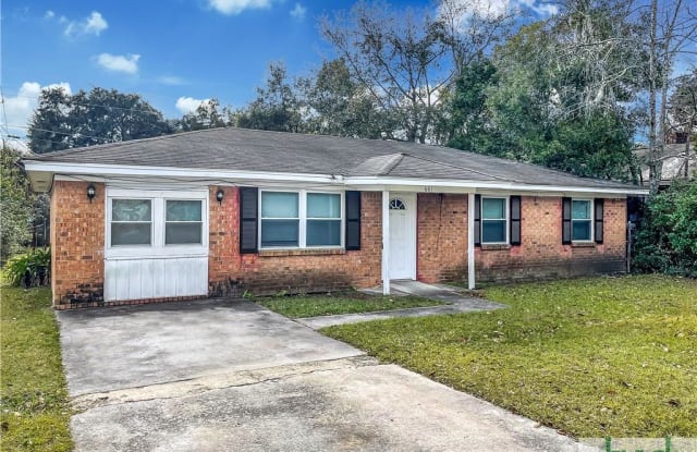 601 W 59th Street - 601 West 59th Street, Savannah, GA 31405