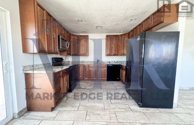 3Bed/2Bath House 35th Ave/Bethany! NO APPLICATION FEE! - RV GATE, NO HOA!