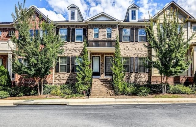 1670 Sabastian Point NE - 1670 Sabastian Point, North Druid Hills, GA 30329