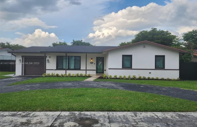 7671 SW 133rd Ave - 7671 Southwest 133rd Avenue, Kendale Lakes, FL 33183