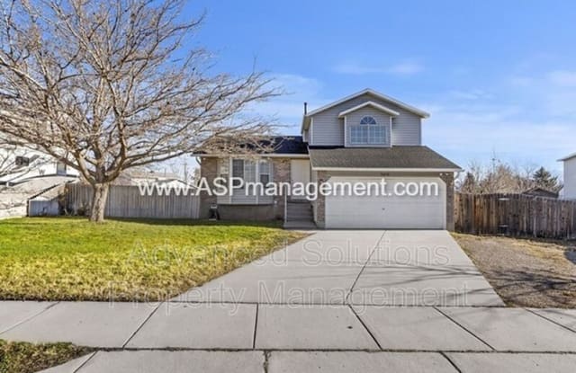 5879 S Woodview Dr - 5879 Woodview Drive, Kearns, UT 84118