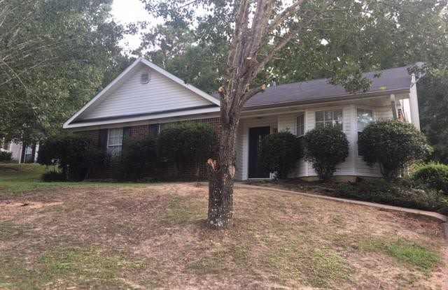 2258 Woodlea Court S