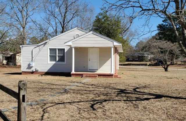 1511 Converse Cir.