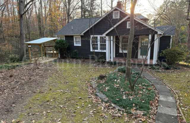 Photo of 133 Woodbriar Rd-1BR/1BA-Charming Home!