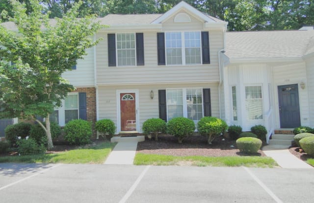 102 Riverwalk Circle - 102 Riverwalk Circle, Cary, NC 27511