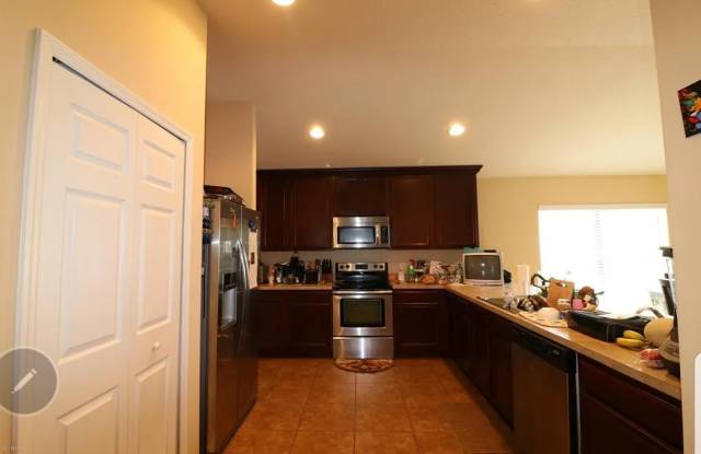 8... Tuscany Bend St