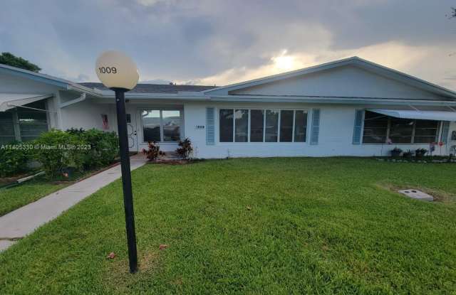 1009 NW 88th Ave