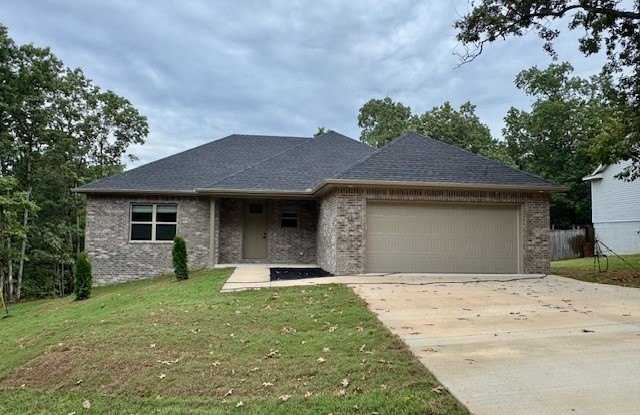 38 Woodbridge Drive