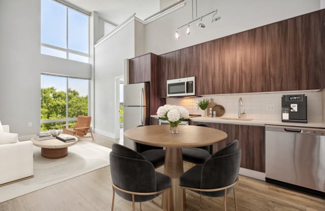 Photo of Modern on M