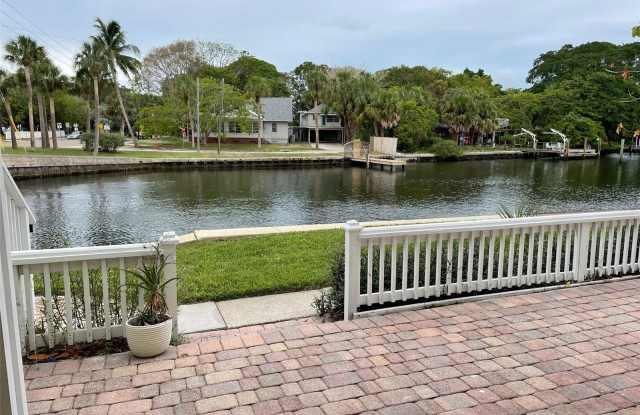 3893 POMPANO DRIVE SE - 3893 Pompano Drive Southeast, St. Petersburg, FL 33705