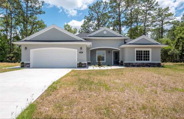 696 MARION OAKS TRAIL