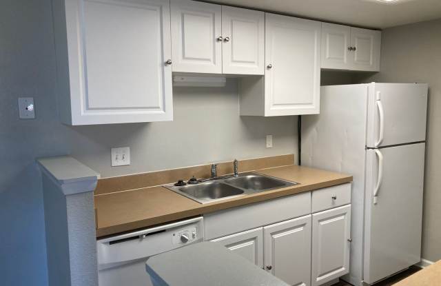 Photo of Beautifully Renovated 2-Bed, 2-Bath Condo – 1,020 sq. ft. Pool and clubhouse plus lots more!