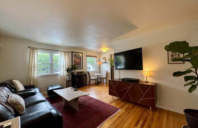 Furnished 3 Bedroom / 1 Bath – Available Now (3+ Month Stay) Prime Location Near Old Town Arvada!