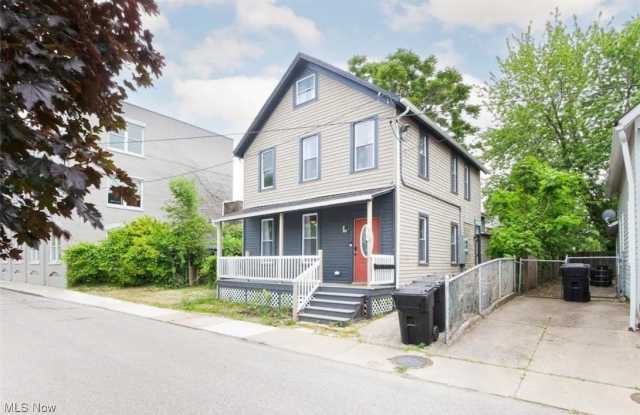 Photo of 1807 Auburn Avenue unit: C