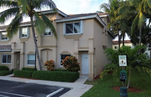 2227 SE 23rd Ter - 2227 Southeast 23rd Terrace, Homestead, FL 33035