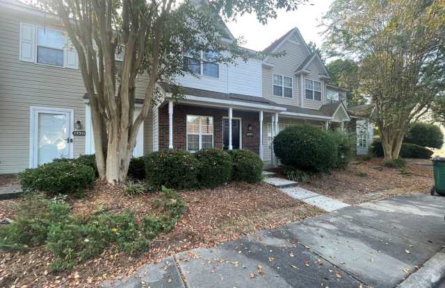 Photo of Adorable 2 bedroom 2.5 bathroom townhome | Located in the heart of Charlotte, NC