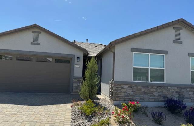 Photo of Fully furnished 3 bedroom / 3 bathroom plus an office.