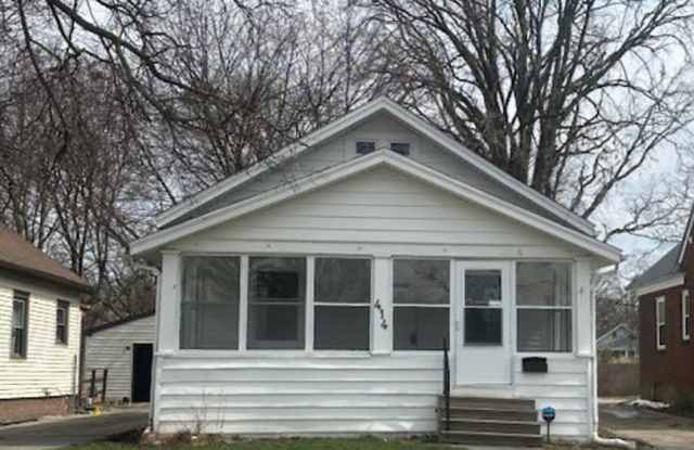 BELOW MARKET RENT! - 414 North Hayford Avenue, Lansing, MI 48912