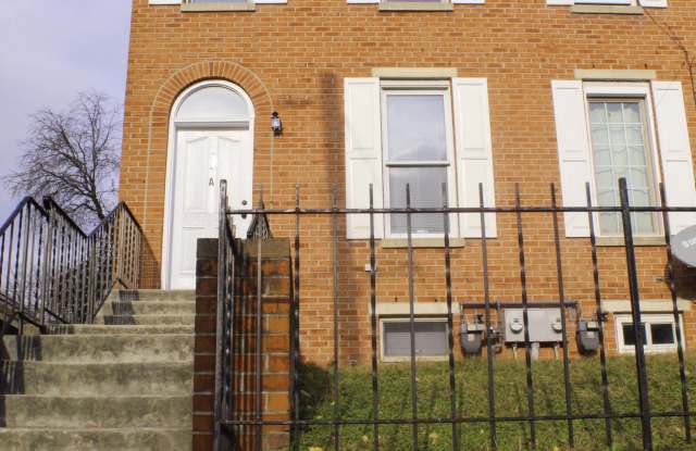 Photo of 507 W 4th St