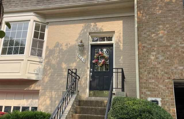 2052 PIERIS CT