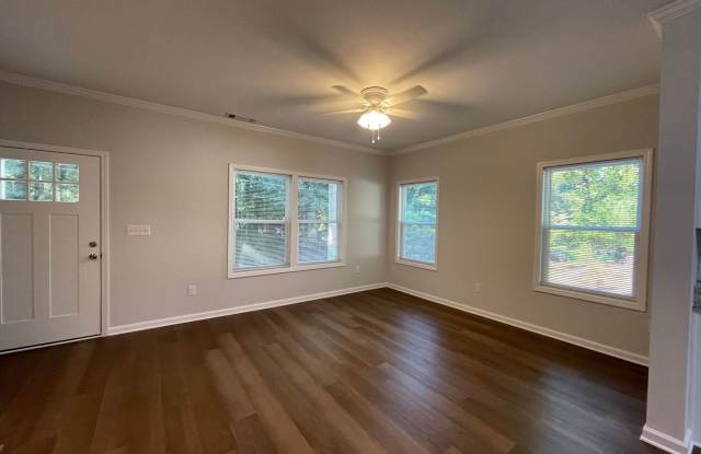 NEW CONSTRUCTION! AVAILABLE AUGUST 2026!