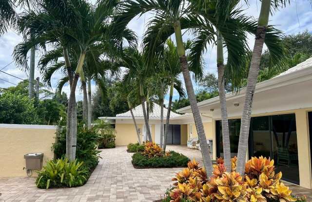 Photo of 1 SE Turtle Creek Drive