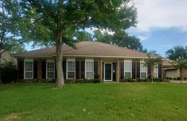 452 Cove Drive
