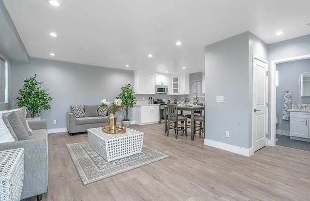 Photo of 232 East Gage Avenue