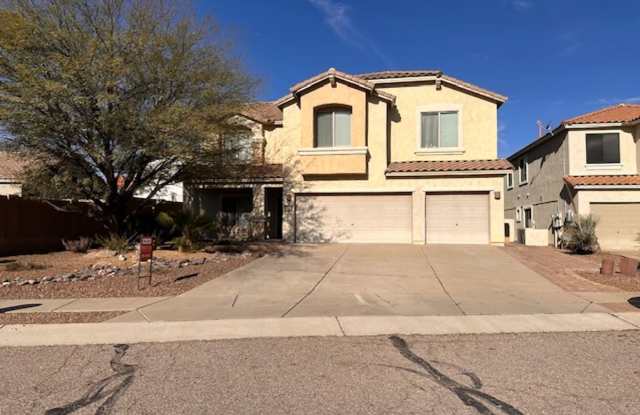 Don't Miss this Spacious Sahuarita Beauty! - 14450 South Camino Tabano, Sahuarita, AZ 85629