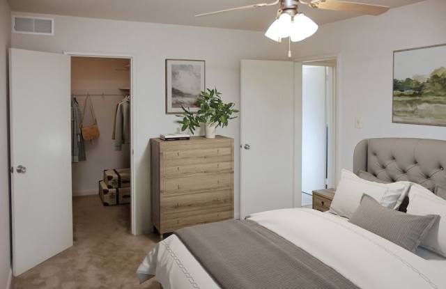 Photo of Steward Manor