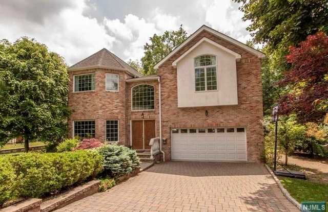 48  Westervelt Place - 48 Westervelt Place, Cresskill, NJ 07626