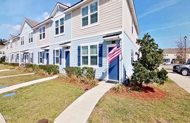 106 RED HOUSE Circle