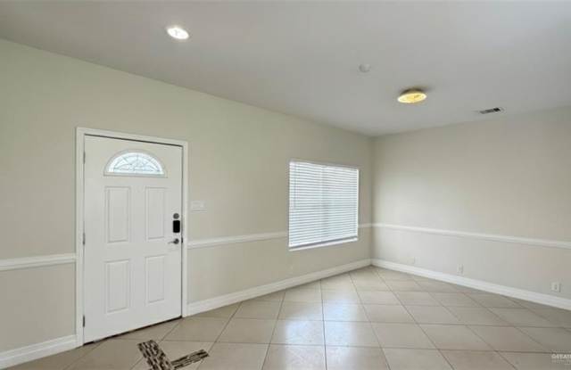 3550 Los Lagos Drive