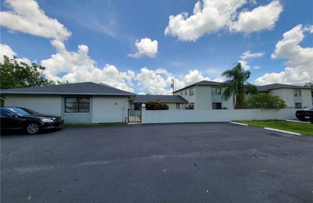 919 SE 8th Terrace - 919 Southeast 8th Terrace, Cape Coral, FL 33990