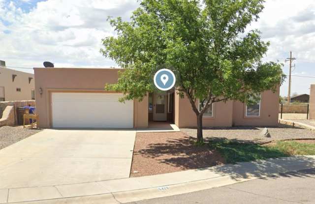 Photo of Beautiful home! Great access to WSMR and NASA!