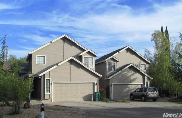 3 Bedroom Home in Cameron Park