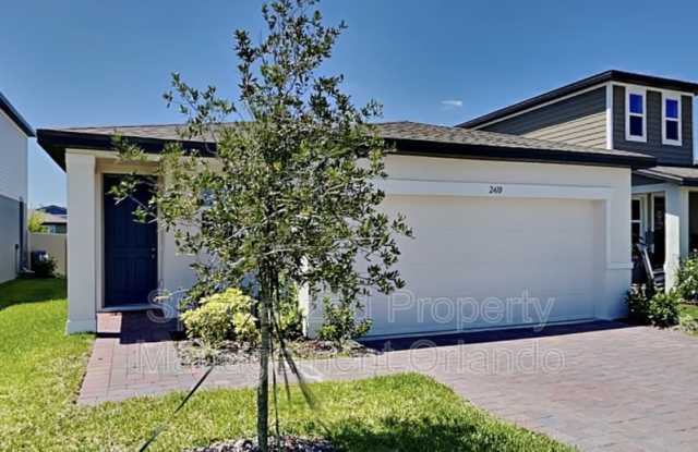 2410 Brassie Ct