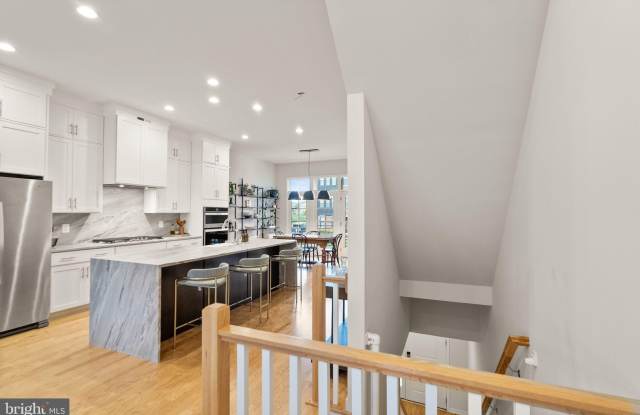 22141 PENELOPE HEIGHTS TERRACE