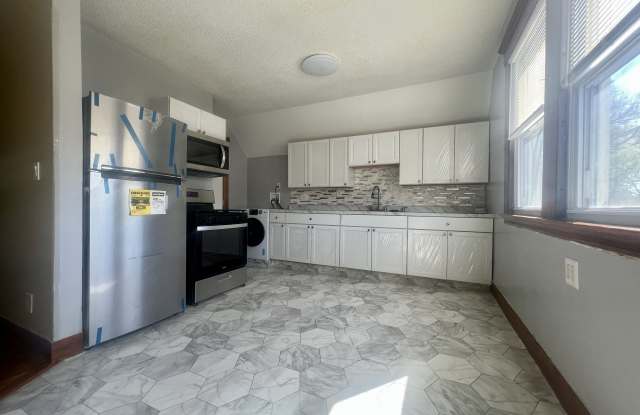 360 Sherman Avenue