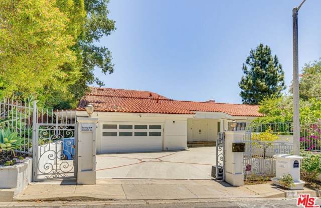Photo of 1410 Stradella Rd