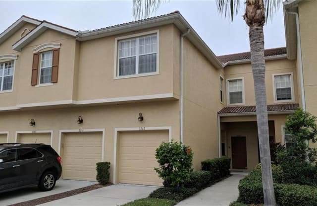 3741 PARKRIDGE CIRCLE - 3741 Parkridge Cir, Sarasota County, FL 34243