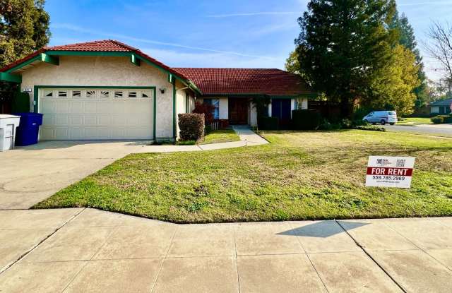 $2,395 Armstrong  Barstow, 3 Bedroom 2 Bathroom - Jasmine Ave, Clovis