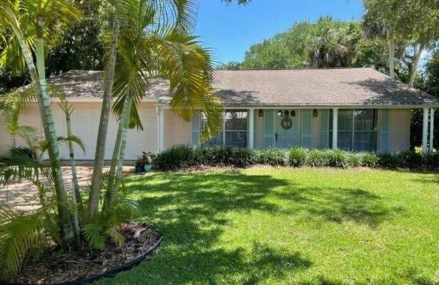 526 Indian Lilac Road