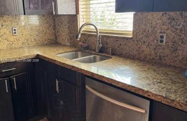 1804 SW 95th Terrace, Miramar, FL 33025