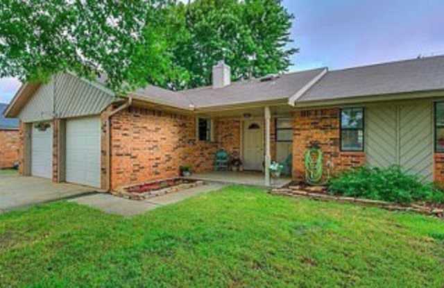2101 Castle Rock
