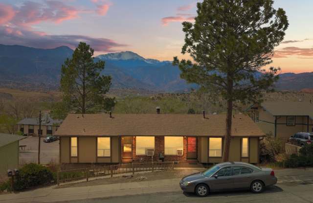 608 Crown Ridge